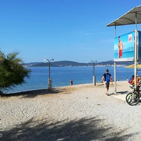 Family-friendly With Swimming Pool - 18098