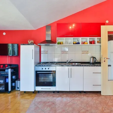 דירה Family-friendly With Swimming Pool - 18098 זאדאר