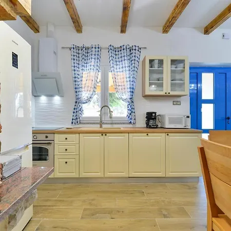 דירה Family-friendly With Swimming Pool - 18098 זאדאר